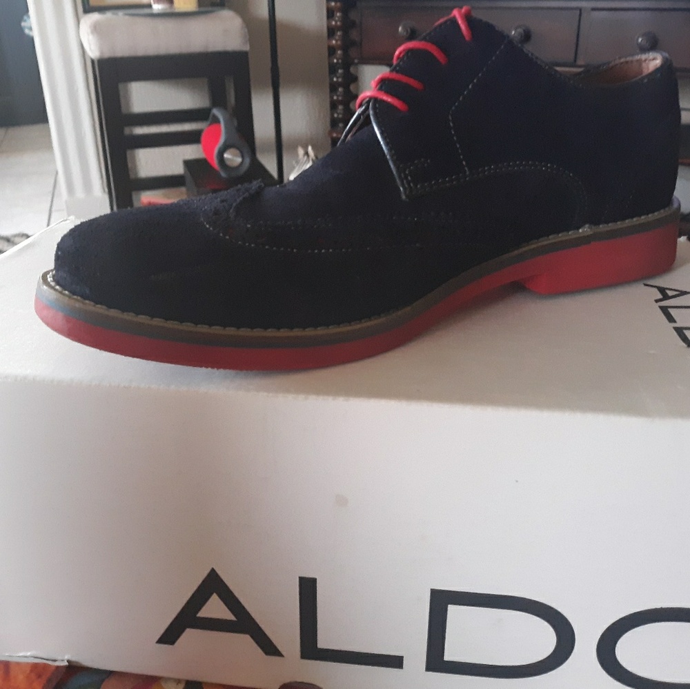 Aldo mens oxfords navy and red suede
